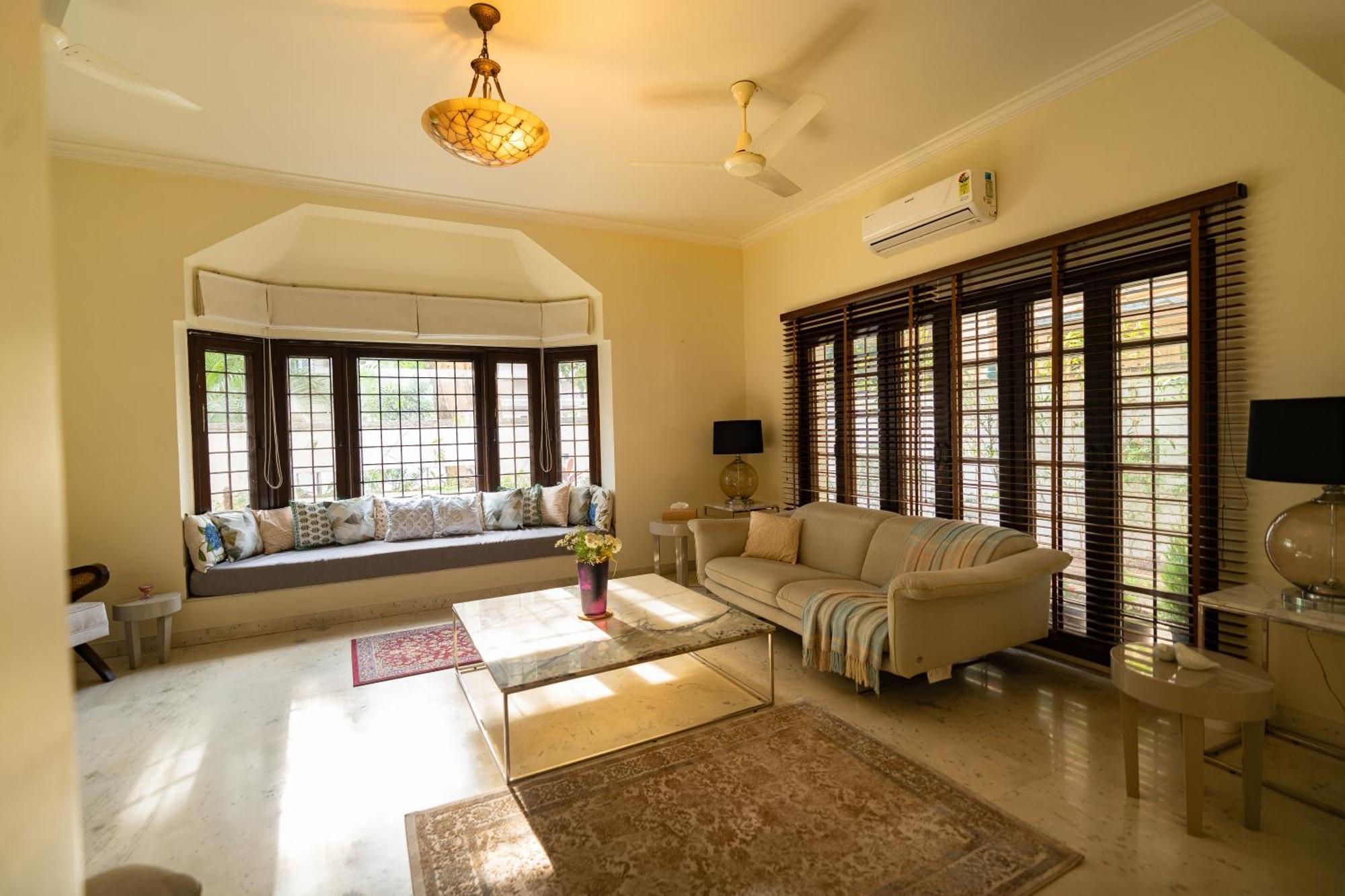 Luho 187 Bangalore Exterior foto