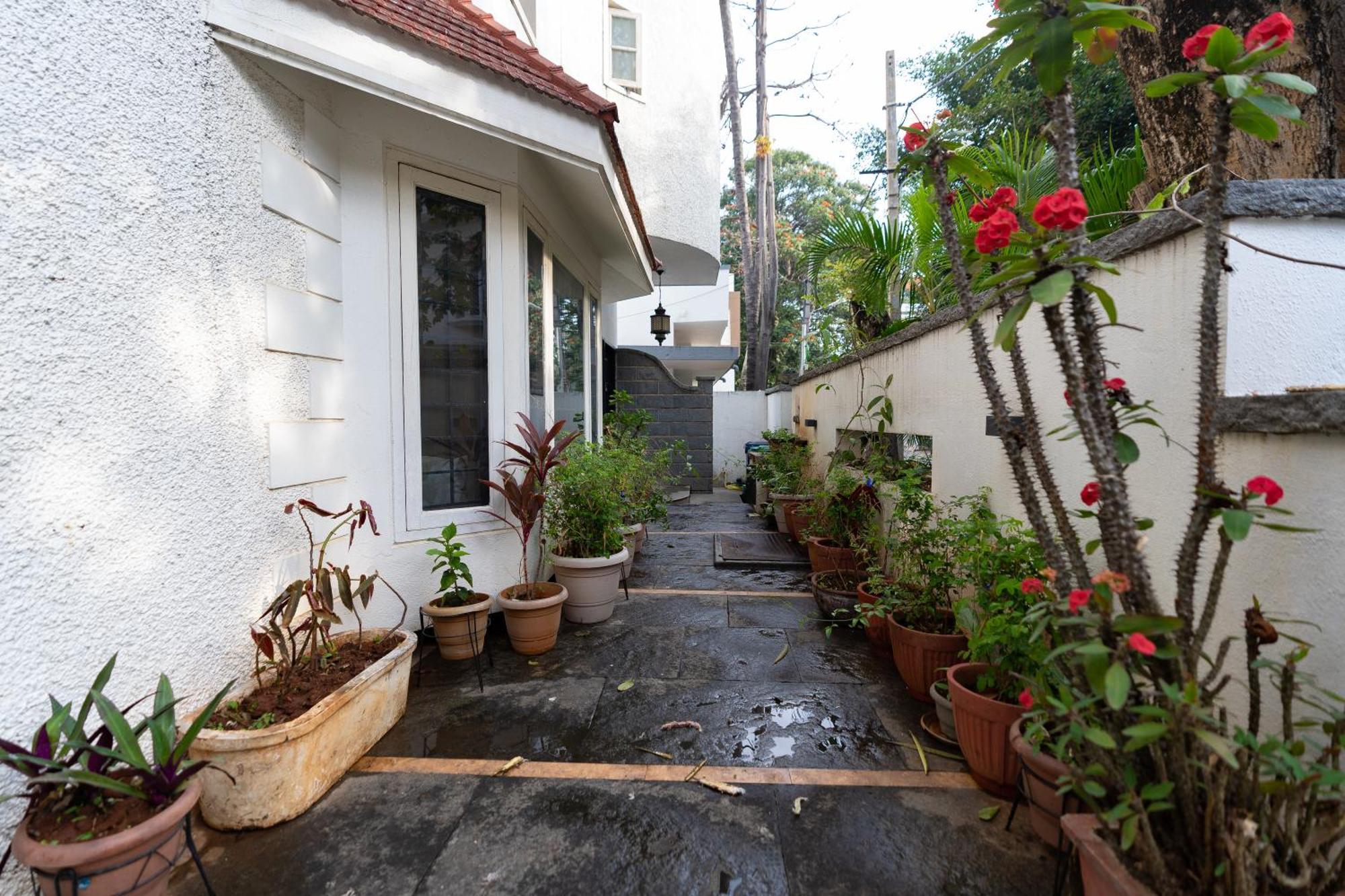 Luho 187 Bangalore Exterior foto